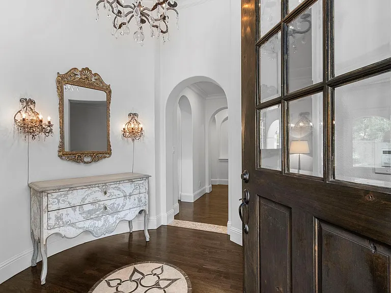 3930 Sundance Hill Ln — Photo 8