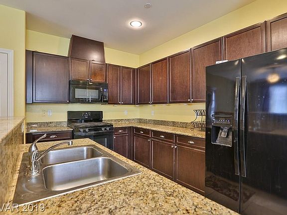 4th image of 4601 Pencester St