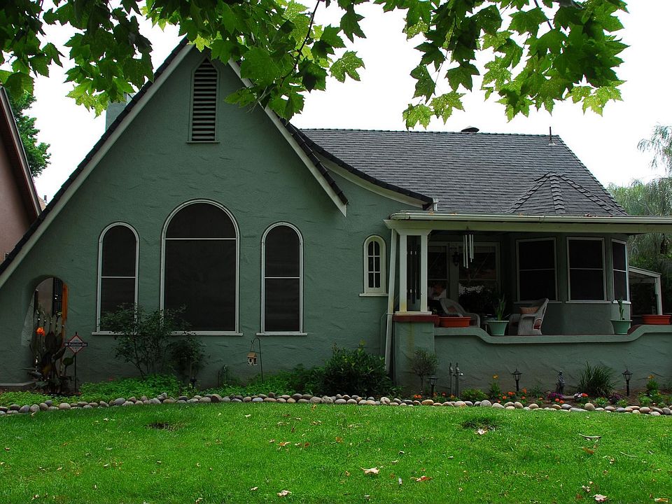 1st image of 1380 N Safford Ave