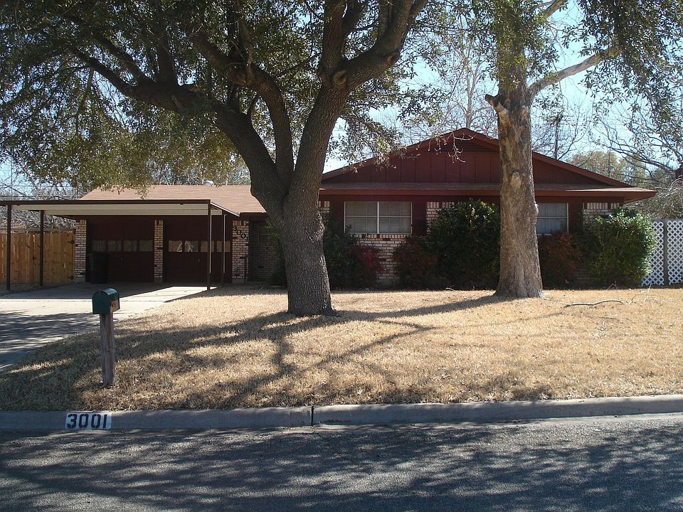 1st image of 3001 Oakdale Dr