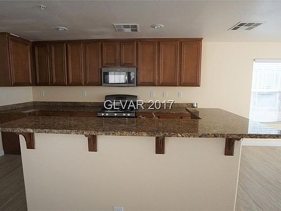 5th image of 175 Redwood Pond Dr