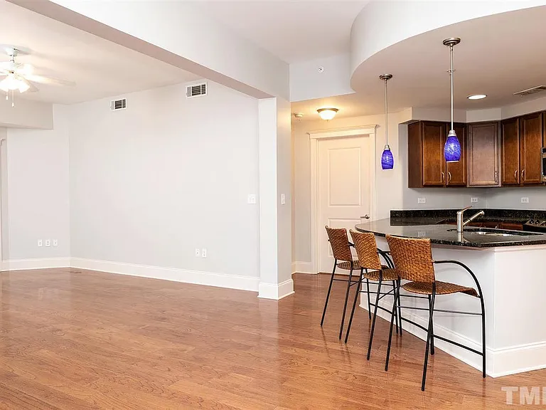 222 Glenwood Ave #304-1 — Photo 9