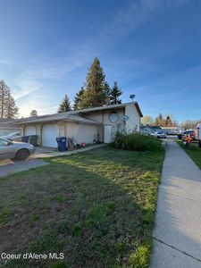 923 E Spruce Ave, Coeur D Alene, ID, 83814