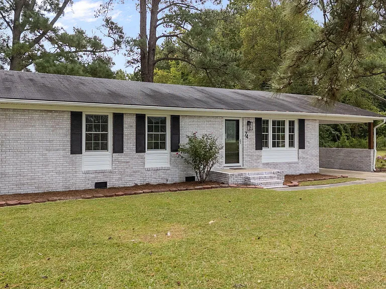 74 Cedar Rd — Photo 1