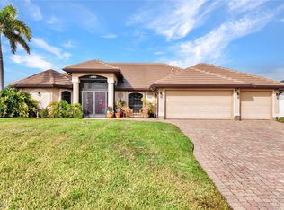 13 NW 8th Ter, Cape Coral, FL 33993