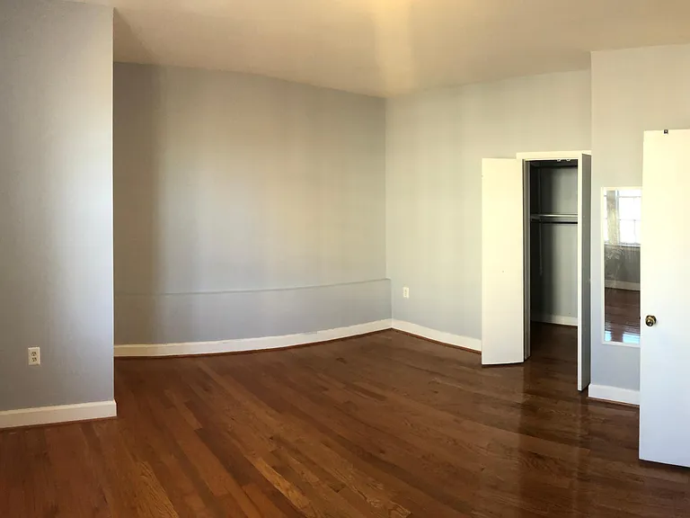 201 Massachusetts Ave NE #302 — Photo 9