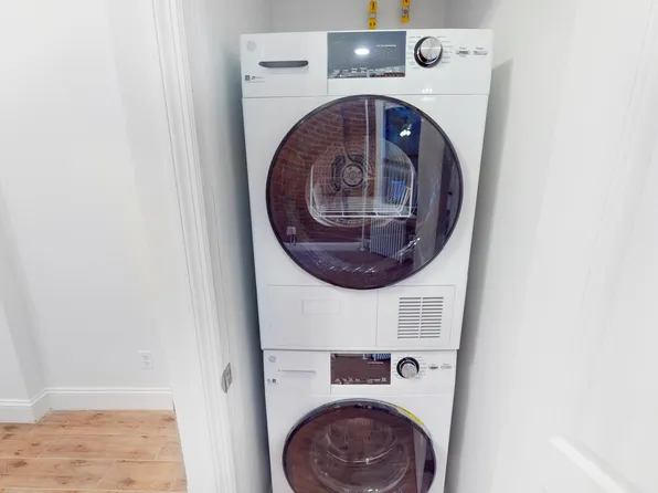 317 East 83rd Street image 1 of 8