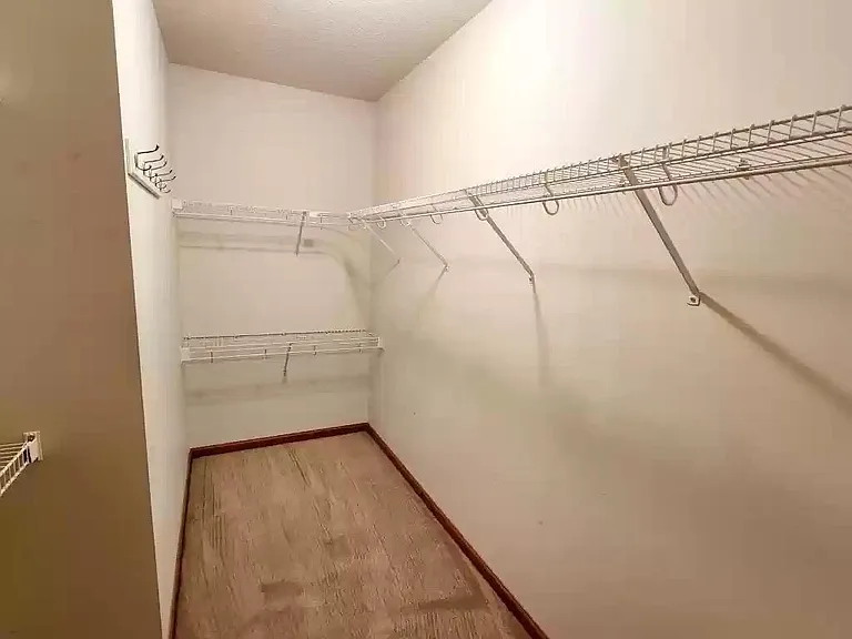 1301 Sierra Dr — Photo 16
