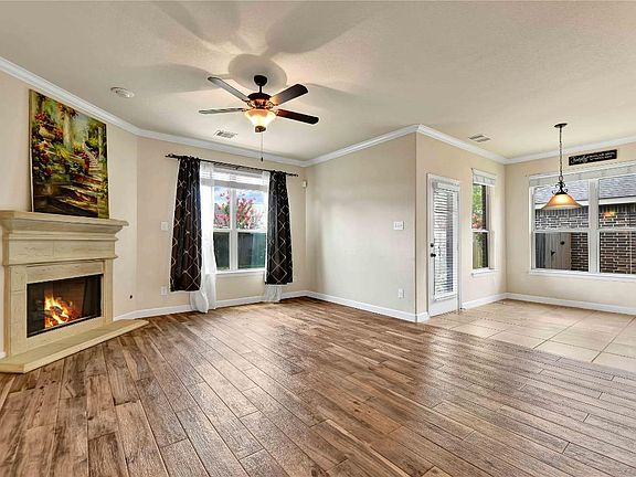 5th image of 17211 Lowell Lake Ln