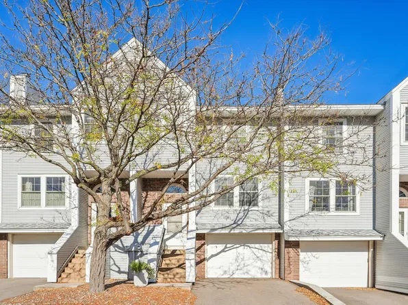 10651 Sherman Dr, Eden Prairie, MN 55347