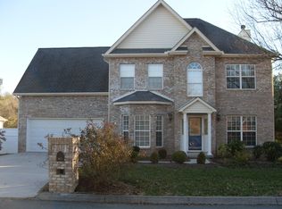 864 Paxton Dr, Knoxville, TN 37918