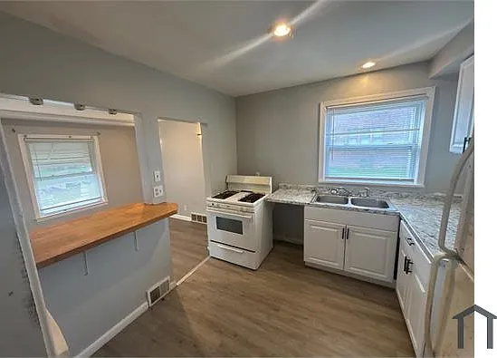 3700 Bedford St — Photo 4