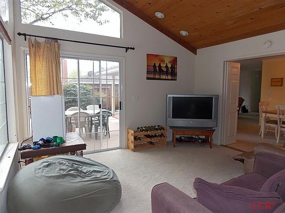 3rd image of 549 Jeffrey Dr