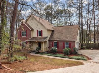 120 Chateau Cir, Fayetteville, GA 30215
