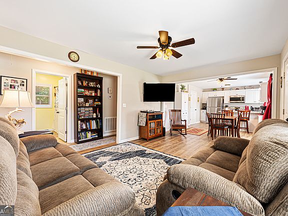 4th image of 473 Ty Cobb St