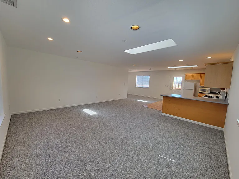 928 Yuba Dr — Photo 7