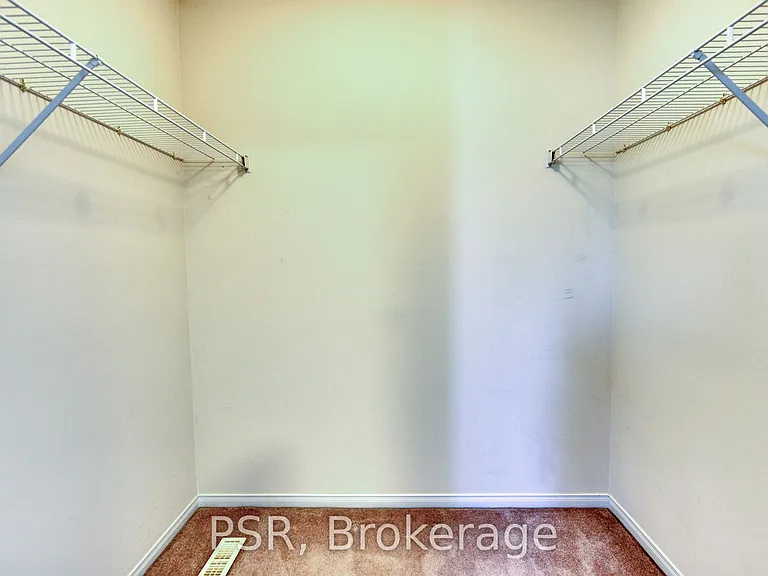 90 Roman Cres — Photo 25
