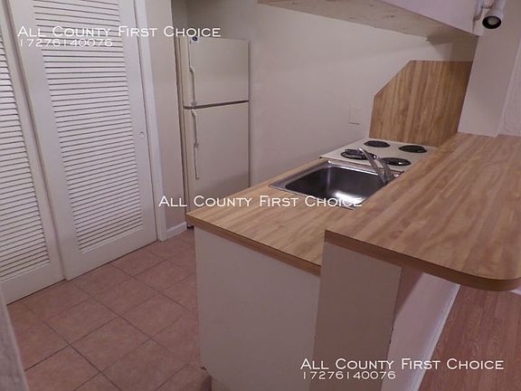 2nd image of 8302 Bardmoor Blvd APT 6