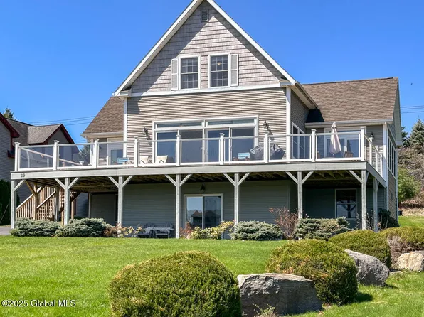 19 Sunnyview Lane, Lake George, NY 12845