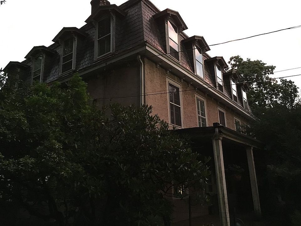 2nd image of 317 Mount Alverno Rd
