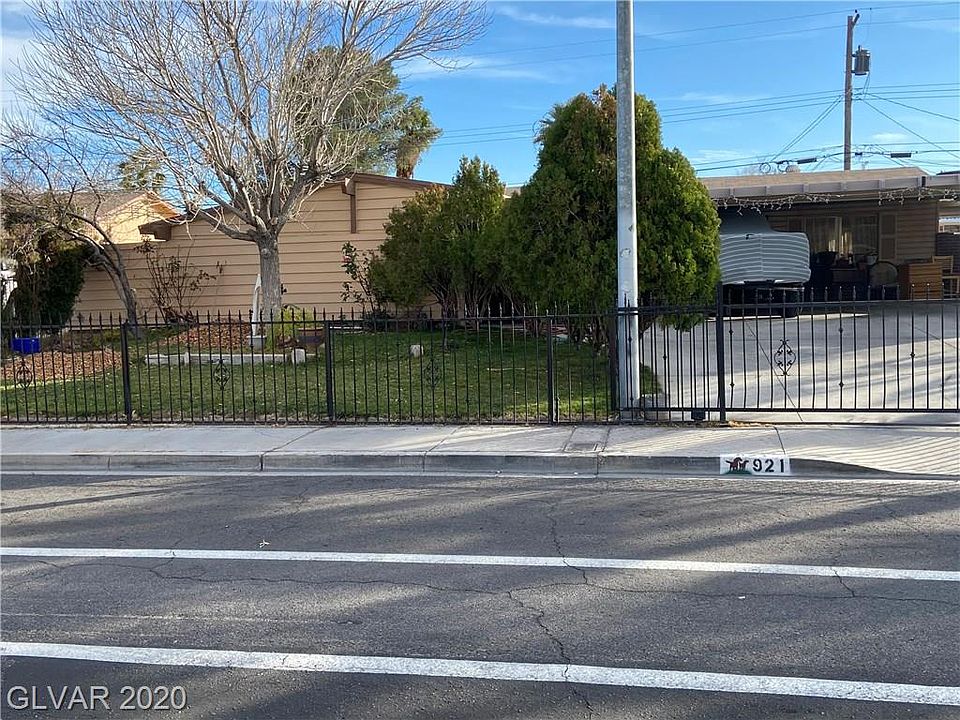 1st image of 921 E Hacienda Ave