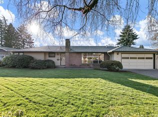 110 Rustic Pl, Eugene, OR 97401