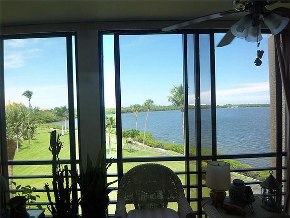 3rd image of 3432 NE Causeway Blvd APT 403