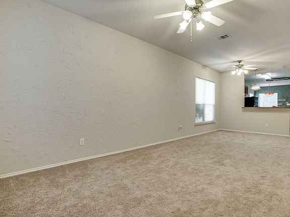 3rd image of 9821 Concord Dr