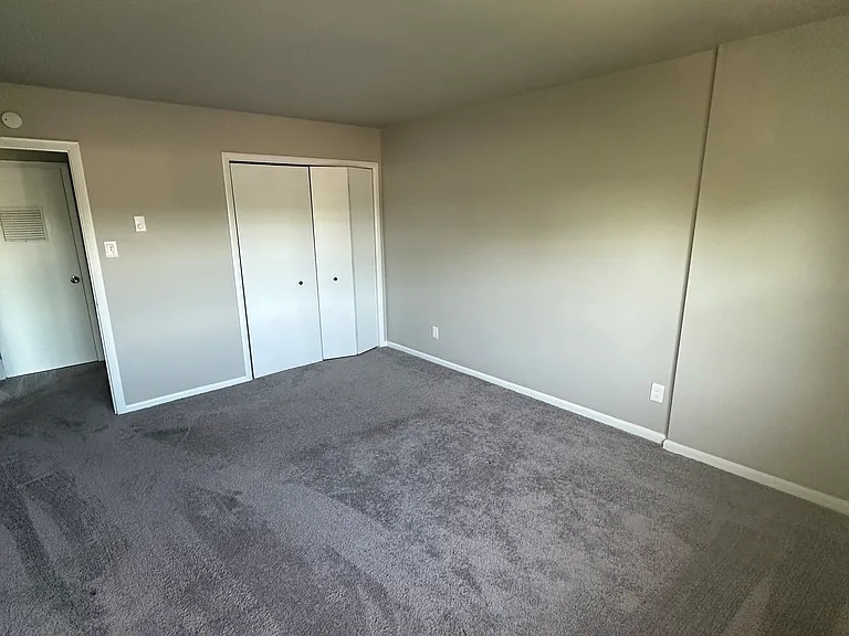 313 E Jefferson St #11A — Photo 11