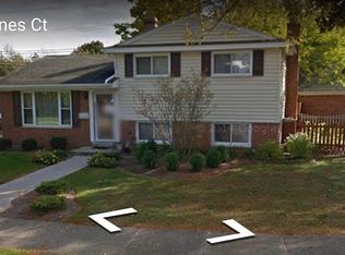 12006 Hines Ct, Plymouth, MI 48170