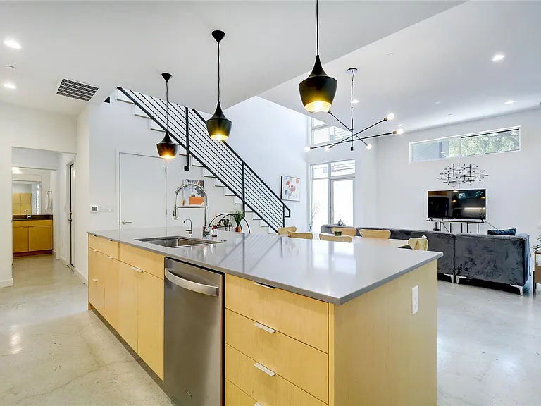 3110 Clawson Rd — Photo 9