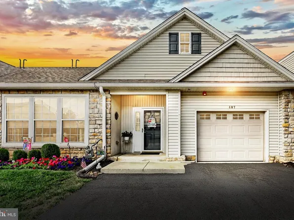 407 Crestview Ln #407, Stewartstown, PA 17363