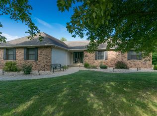 2603 Meadow Ridge Dr, Highland, IL 62249