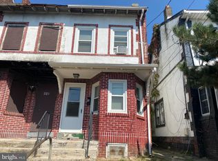 218 Wayne Ave, Trenton, NJ 08618