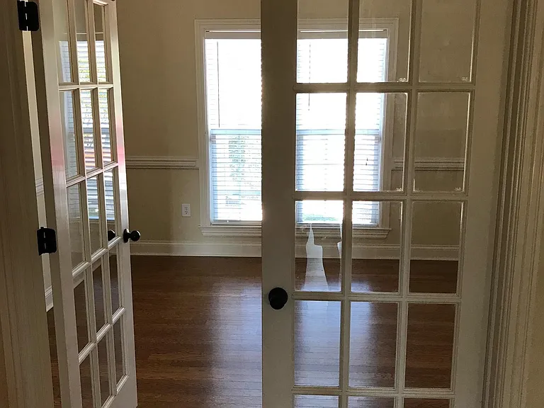 Dining room/Office