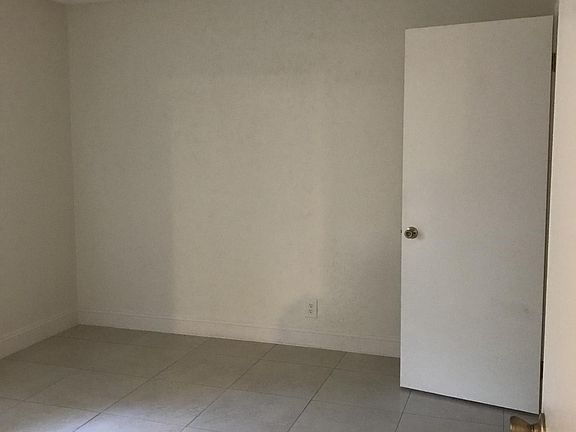 5th image of 9999 Summerbreeze Dr APT 405