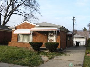 6711 Buhr St, Hamtramck, MI 48212