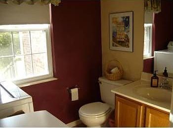 3rd image of 5818 Country Side Ln