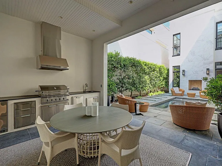2521 Westgate Dr — Photo 12