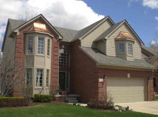 57630 Suffield Dr, Washington, MI 48094