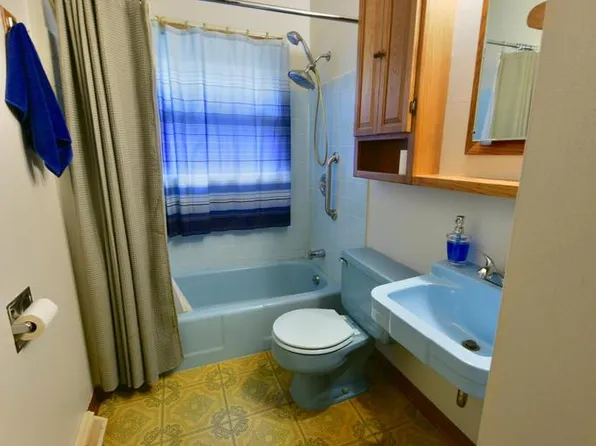 5332 W Mill ROAD #5332A, Milwaukee, WI 53218