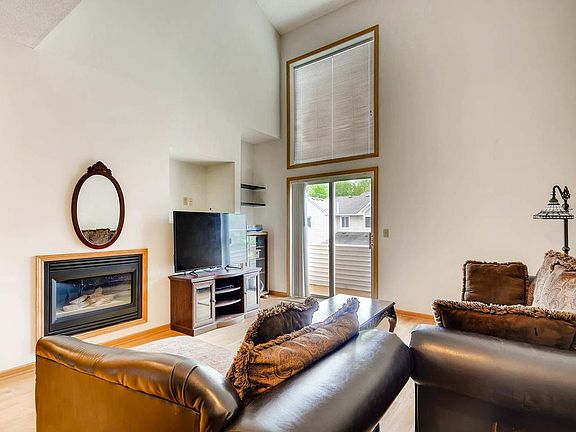 4th image of 665 Woodduck Dr Unit I