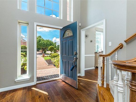 3rd image of 6607 Beddo Ct