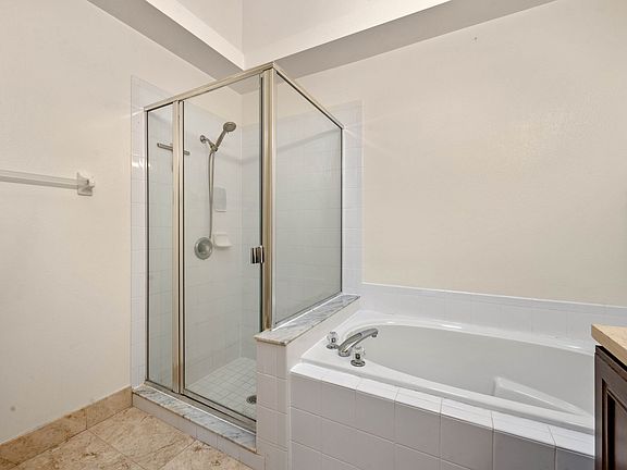 2nd image of 2235 Hillshire Dr