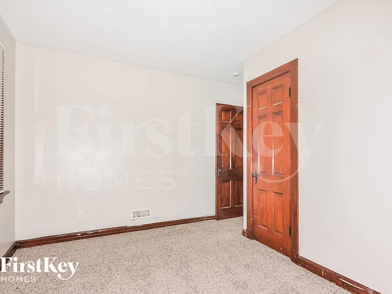4440 Parker Rd — Photo 13