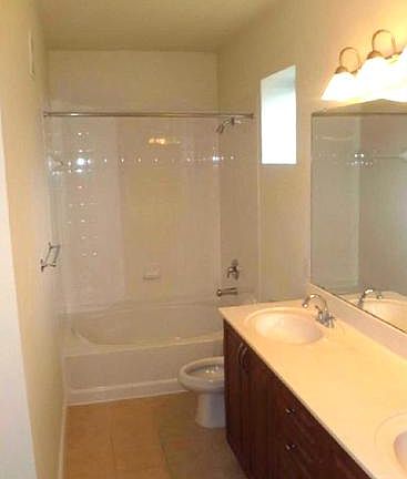 5th image of 12100 Garden Grove Cir Unit 403