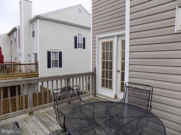 5th image of 2460 Medford Ct #18A