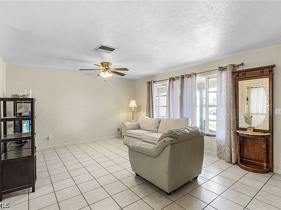 5th image of 4033 Country Club Blvd