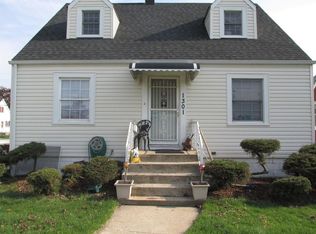 1301 W 151st St, East Chicago, IN 46312