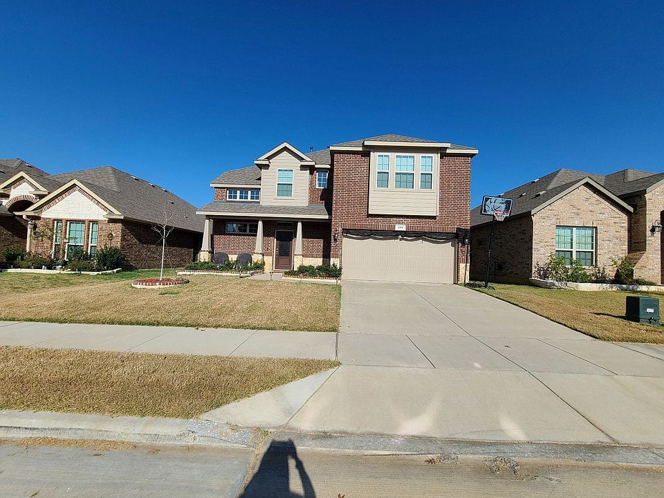1st image of 725 Lake Sierra Way